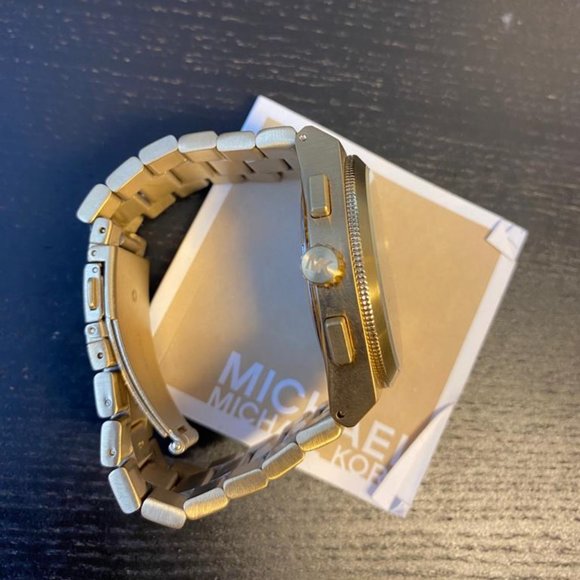 Michael Kors Men's Brooks Chronograph Gold Tone Watch - Picture 3 of 4